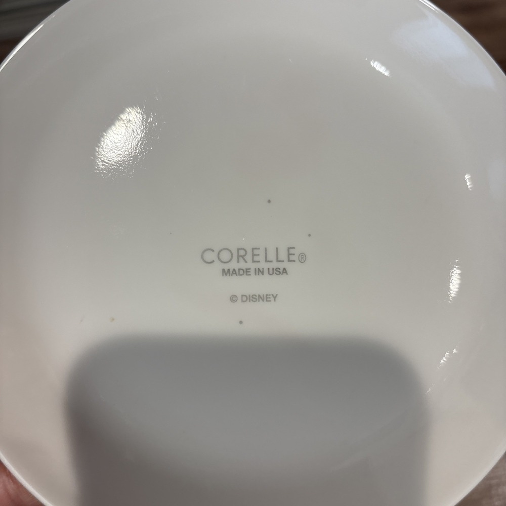4 Corelle Disney MICKEY‎ MOUSE 6 3/4" Appetizer Dessert BREAD PLATES - Picture 6 of 6
